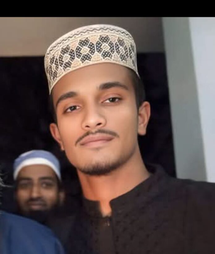 বোরহানউদ্দিনে শিবির নেতার উপর সন্ত্রাসী হামলা, আশঙ্কাজনক অবস্থায় হাসপাতালে ভর্তি ।