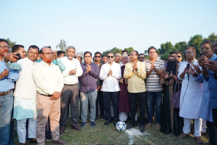ডিমলায় আরাফাত রহমান কোকো স্মৃতি ফুটবল টুর্নামেন্টের উদ্বোধন।
