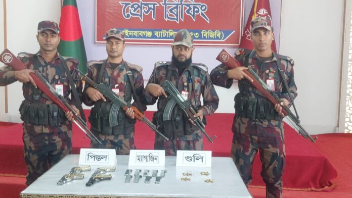 শিবগঞ্জের সীমান্তে পৃথক দুটি অভিযানে বিপুল পরিমান চকো প্লাস সহ নেশাজাতীয় ট্যাবলেট,অস্ত্র, গুলি ও ম্যাগজিন উদ্ধার।