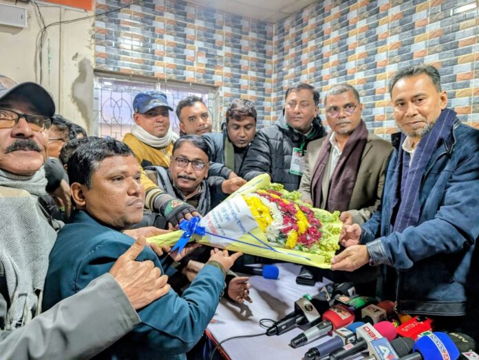 নীলফামারী প্রেসক্লাবে মিডিয়া কর্মীদের সঙ্গে এ্যাবের আহ্বায়ক তুহিনের মতবিনিময় সভা।