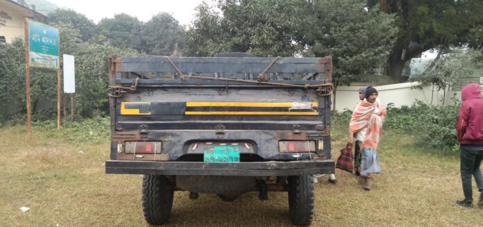 বোয়ালমারীতে পিক-আপ চাপায় নিহত ১ আহত ৩।