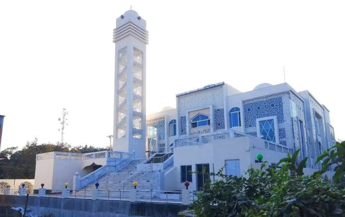 ডিমলায় ৭০৬টি মসজিদে একই নিয়মে খতম তারাবির নামাজ আদায়ে নির্দেশনা।