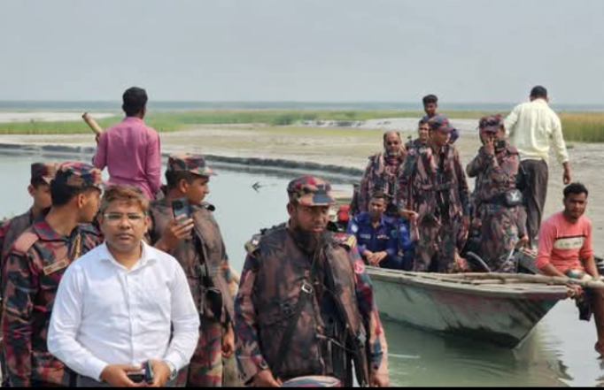 তিস্তা নদীতে অবৈধ পাথর উত্তোলনের বিরুদ্ধে টাস্কফোর্সের কঠোর অভিযান।