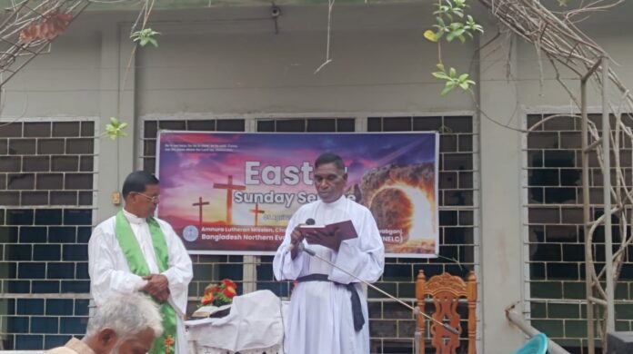 চাঁপাইনবাবগঞ্জে যথাযথ মর্যাদায় ইস্টার সানডে উদযাপিত।