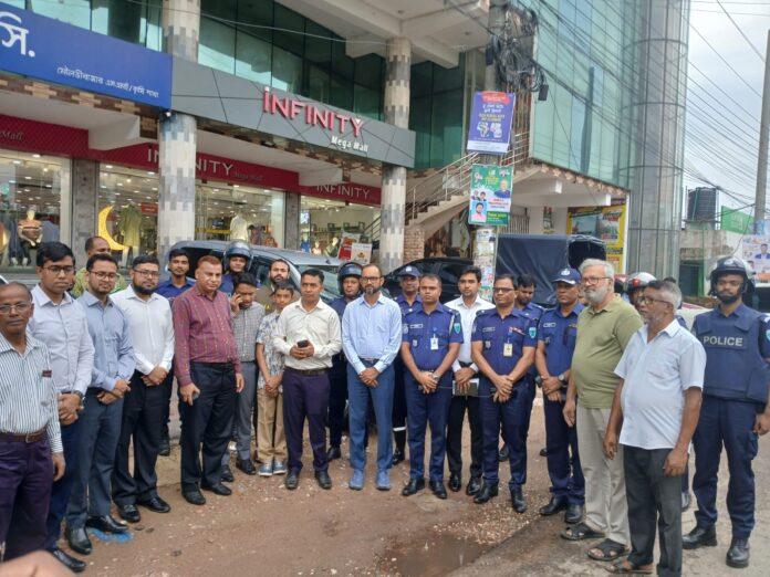 আসন্ন পবিত্র ঈদুল আযহা উপলক্ষে মৌলভীবাজারে বাজার মনিটরিং ।