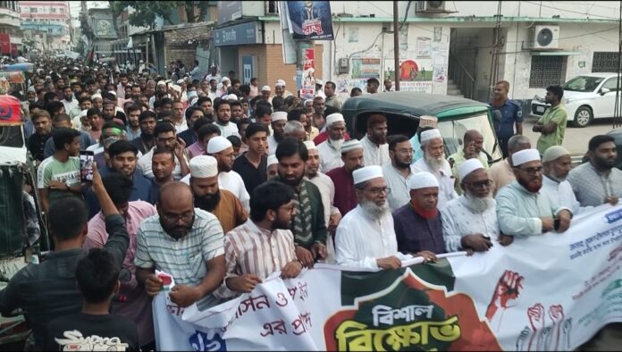 ভারতের আগ্রাসন ও পুশ-ইনের প্রতিবাদে শিবগঞ্জে বিক্ষোভ সমাবেশ ও মিছিল।