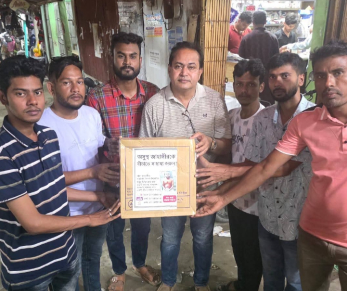 মানবতার ডাকে এগিয়ে এসেছে মানবতার ফেরিওয়ালা, গোলাম রব্বানী প্রধান।