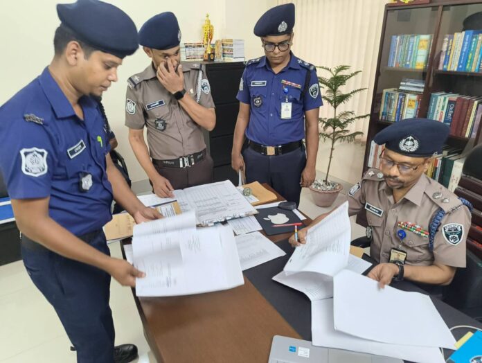 পিবিআই গোপালগঞ্জ কার্যালয় পরিদর্শন, চাঞ্চল্যকর মামলার ঘটনাস্থলেও গেলেন পুলিশ সুপার।