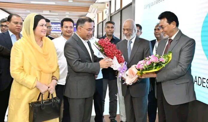 প্রধানমন্ত্রী তারেক রহমান জাতিসংঘ সাধারণ পরিষদের (UNGA) ৮১তম অধিবেশনে অংশগ্রহণ সফলভাবে সম্পন্ন করে দেশে ফিরেছেন।