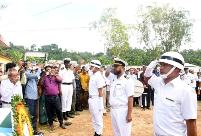জাতিসংঘ শান্তিরক্ষা মিশনে মৃত্যুবরণকারী নৌবাহিনী সদস্যের সামরিক মর্যাদায় অন্ত্যেষ্টিক্রিয়া সম্পন্ন।