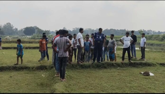 রাণীশংকৈলে কুলিক নদীর তীরে মিলল অজ্ঞাত নবজাতকের মরদেহ।